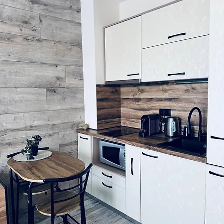 Apartament Golden Hermes 22 *